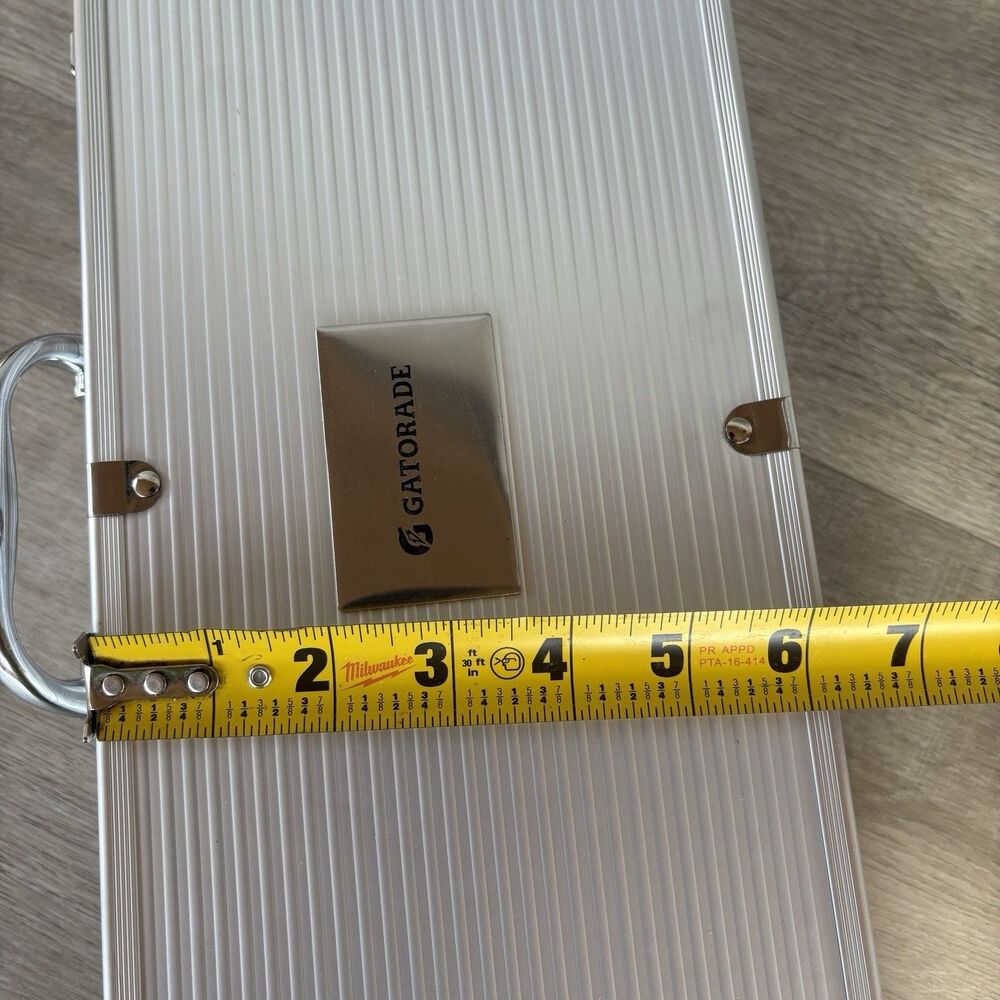GATORADE GRILL TOOL SET IN STORAGE CASE 5 PCS - Picture 3 of 16